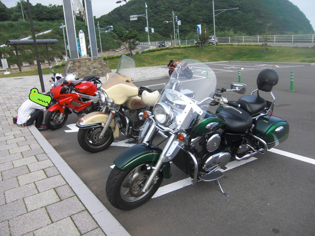 050-1.jpg